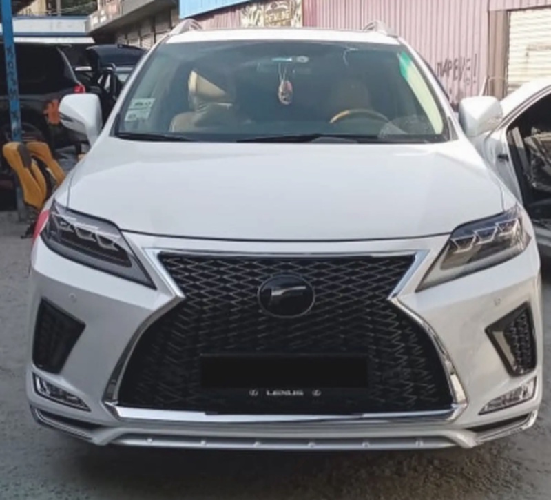 Задний и передний бампер от Lexus RX 350 год 2010 то 2015